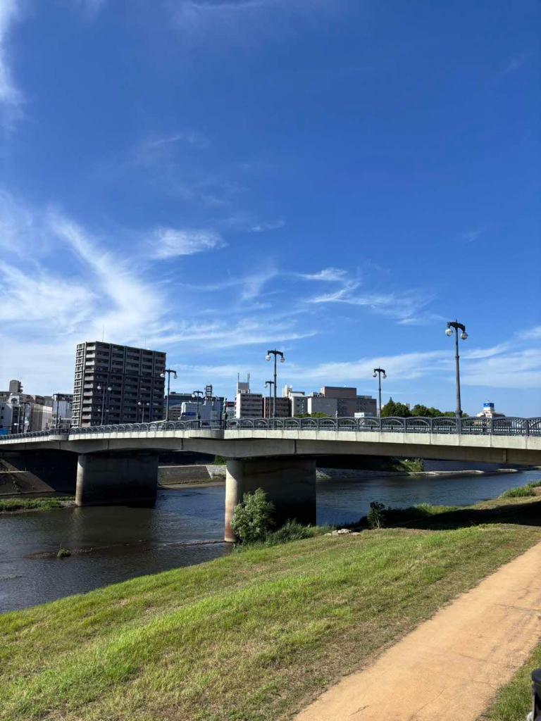 長六橋