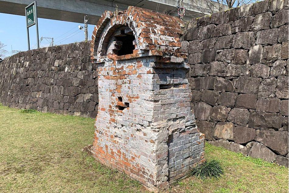 熊本最古の公衆トイレ。もちろん、現在は使えません
