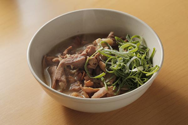 ホルモン味噌煮
