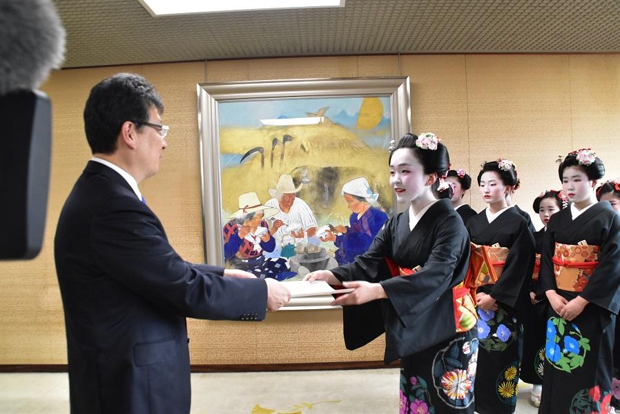 交付式の様子1